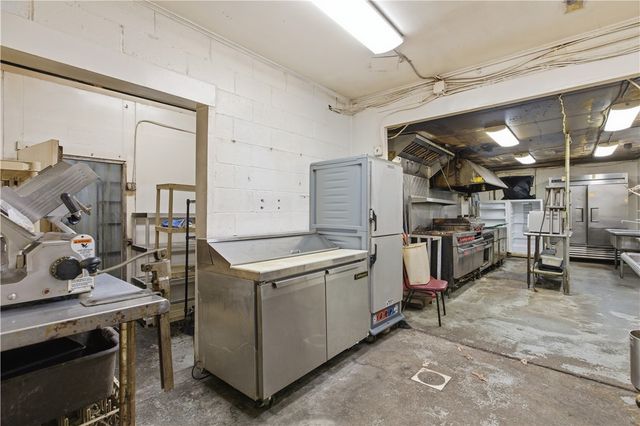 3006 Lewis Run Rd, Clairton, PA 15025