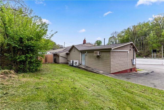 3006 Lewis Run Rd, Clairton, PA 15025