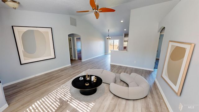 16891 N Darmady Loop, Nampa, ID 83686