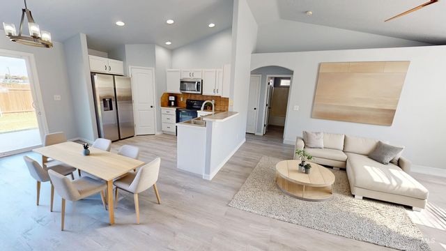 16891 N Darmady Loop, Nampa, ID 83686