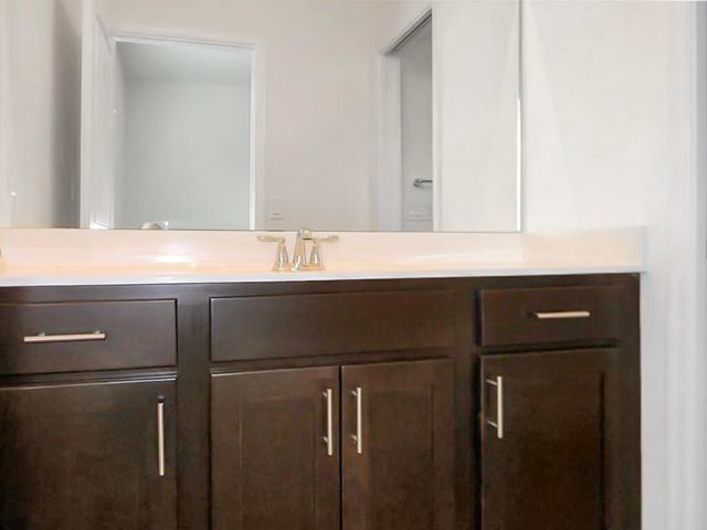 4232 N Dixie Highway 119, Oakland Park, FL 33334