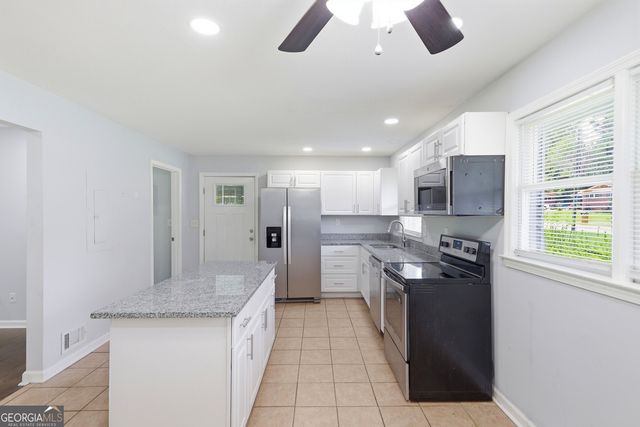 3150 Dogwood Drive, East Point, GA 30344