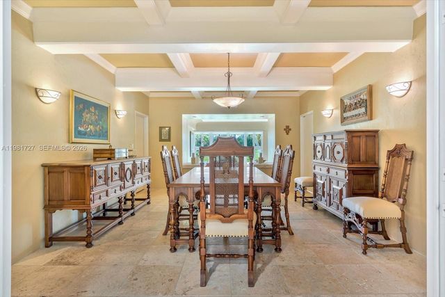 1021 N Greenway Dr, Coral Gables, FL 33134