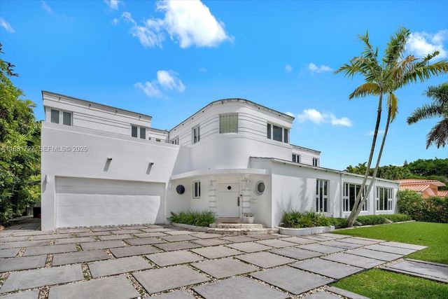 1021 N Greenway Dr, Coral Gables, FL 33134