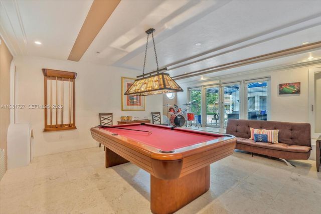 1021 N Greenway Dr, Coral Gables, FL 33134