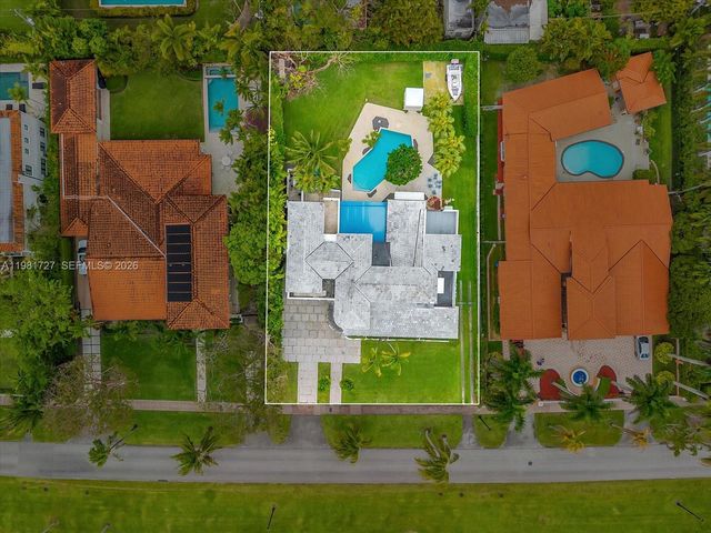 1021 N Greenway Dr, Coral Gables, FL 33134