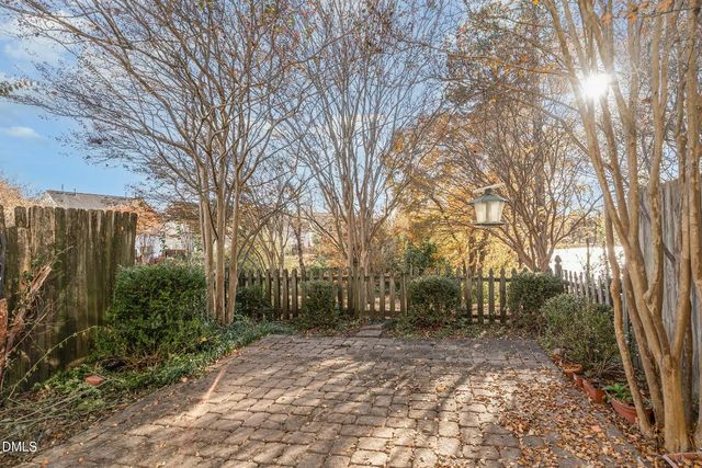 2025 Thornblade Drive, Raleigh, NC 27604