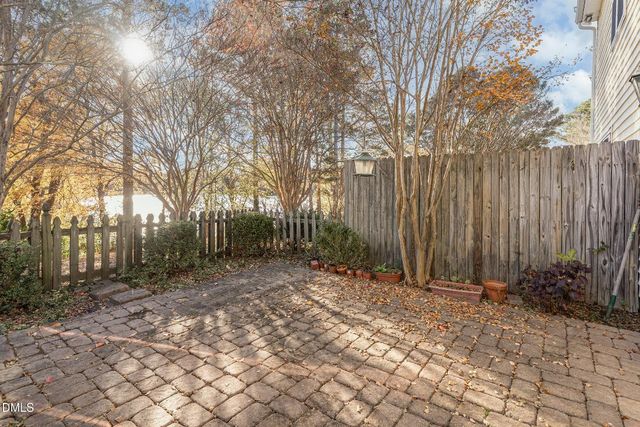 2025 Thornblade Drive, Raleigh, NC 27604