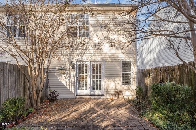 2025 Thornblade Drive, Raleigh, NC 27604