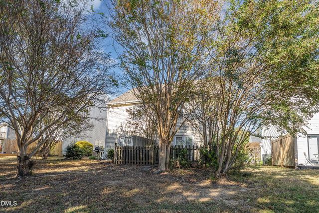 2025 Thornblade Drive, Raleigh, NC 27604