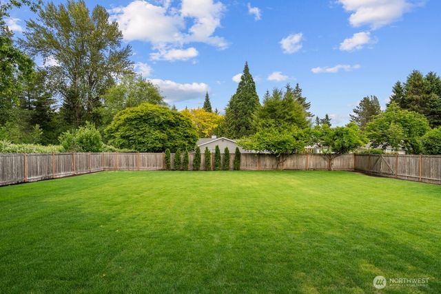 23519 28th Avenue W, Brier, WA 98036