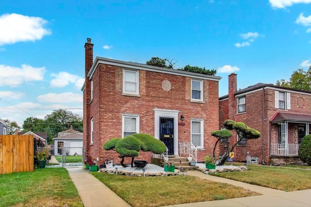 7327 S Mozart Street, Chicago, IL 60629