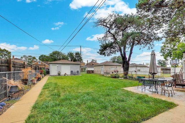 7327 S Mozart Street, Chicago, IL 60629