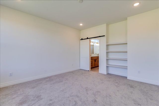 9658 W Cedar Lane, Maize, KS 67101