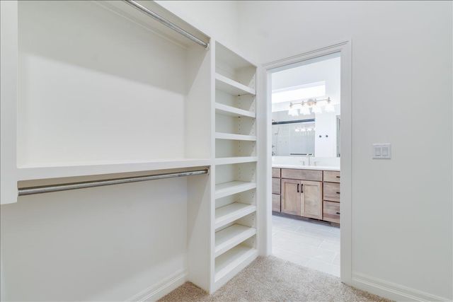 9658 W Cedar Lane, Maize, KS 67101
