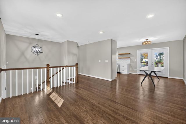 702 STONEWALL AVE, Middleburg, VA 20117