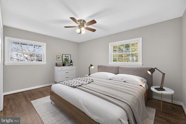 702 STONEWALL AVE, Middleburg, VA 20117