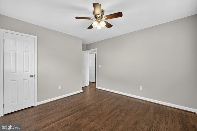 702 STONEWALL AVE, Middleburg, VA 20117