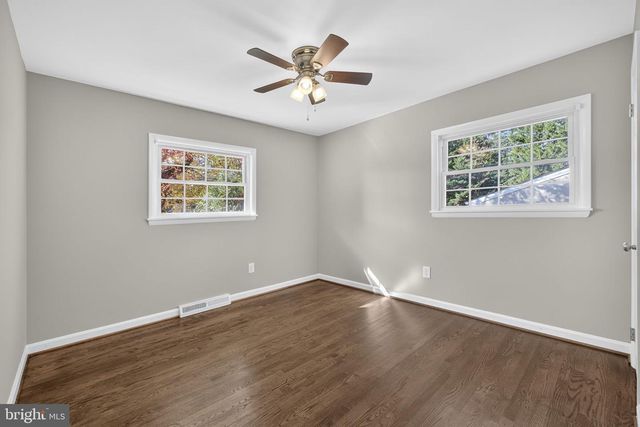 702 STONEWALL AVE, Middleburg, VA 20117