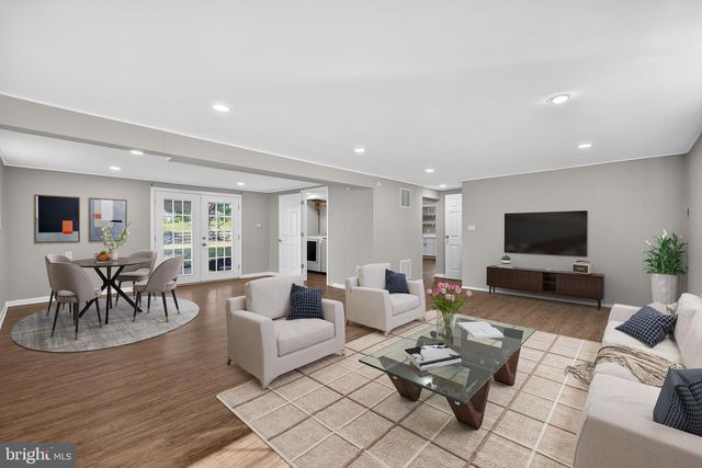 702 STONEWALL AVE, Middleburg, VA 20117