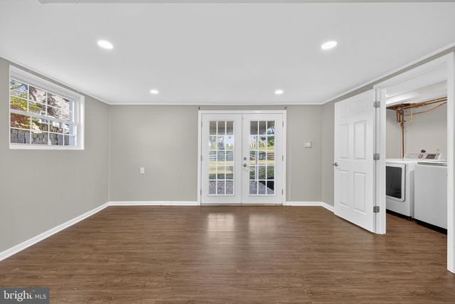 702 STONEWALL AVE, Middleburg, VA 20117