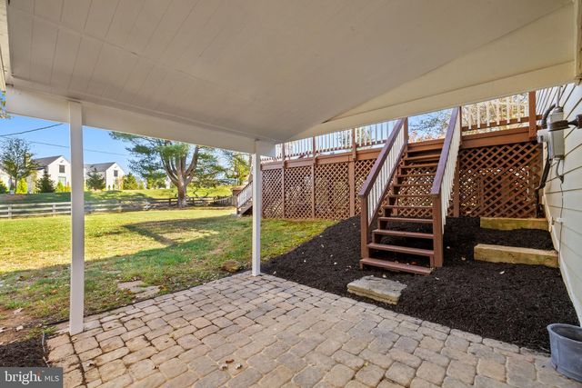 702 STONEWALL AVE, Middleburg, VA 20117