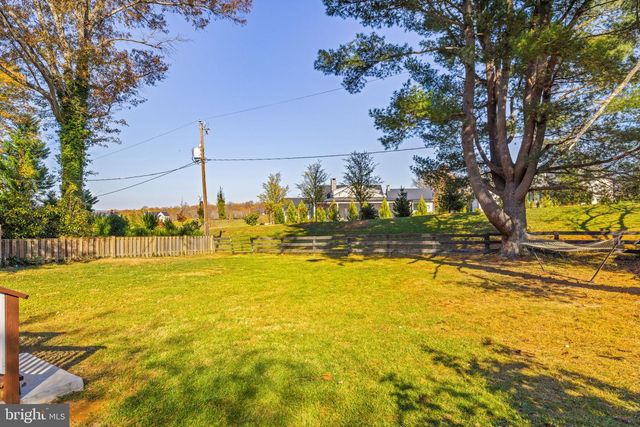 702 STONEWALL AVE, Middleburg, VA 20117