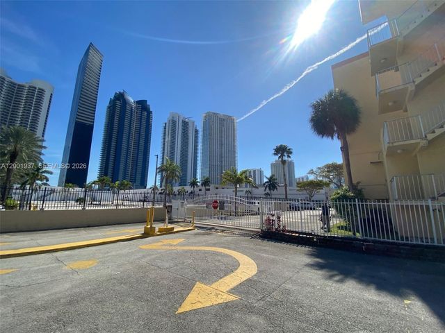 210 172nd St 226, Sunny Isles Beach, FL 33160