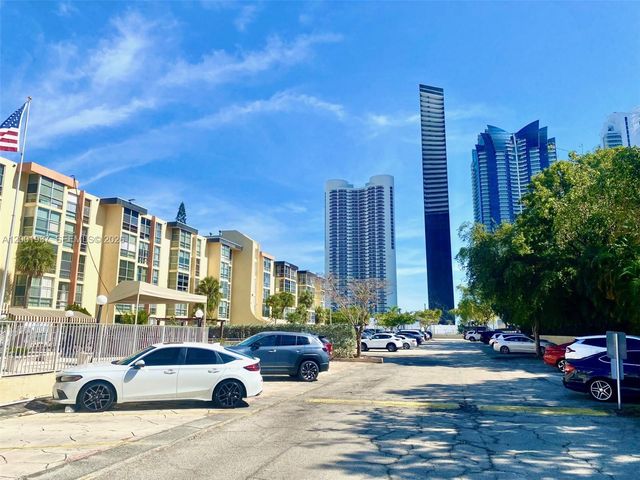 210 172nd St 226, Sunny Isles Beach, FL 33160