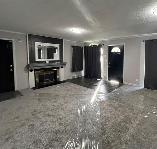 8209 Blue Ridge Boulevard, Kansas City, MO 64138