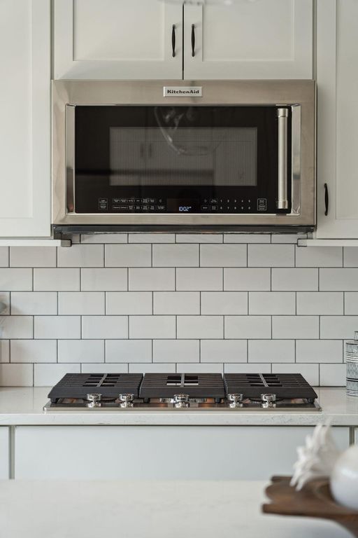 Image 9 of property listing at 186 Sandy Bend Lane, Summerville, SC 29486