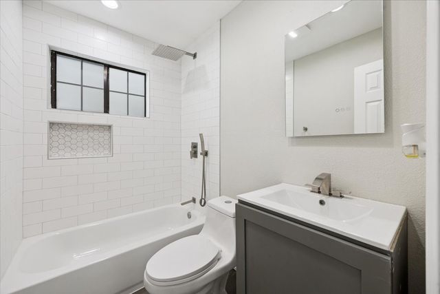 2509 Avenel Drive, Farmers Branch, TX 75234