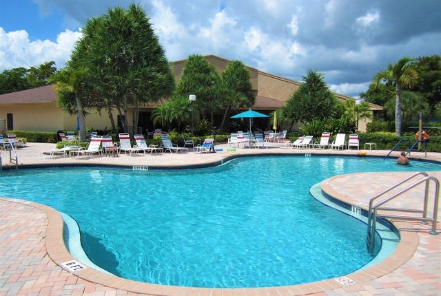 955 Dotterel Road 2203, Delray Beach, FL 33444