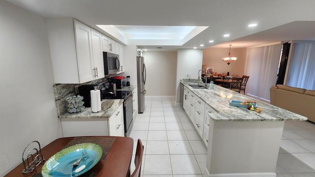955 Dotterel Road 2203, Delray Beach, FL 33444