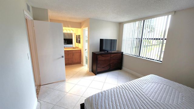 955 Dotterel Road 2203, Delray Beach, FL 33444