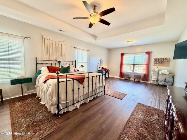 279 Southwest Plantation Drive, Maple Hill, NC 28454