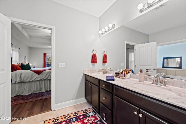 279 Southwest Plantation Drive, Maple Hill, NC 28454