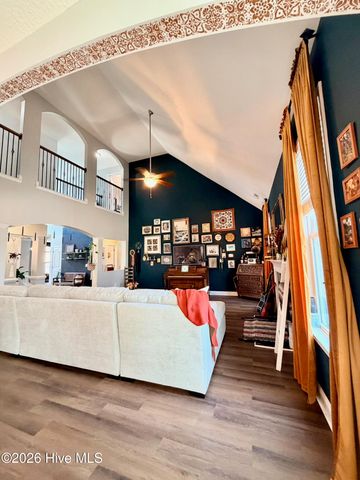 279 Southwest Plantation Drive, Maple Hill, NC 28454