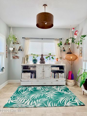 279 Southwest Plantation Drive, Maple Hill, NC 28454