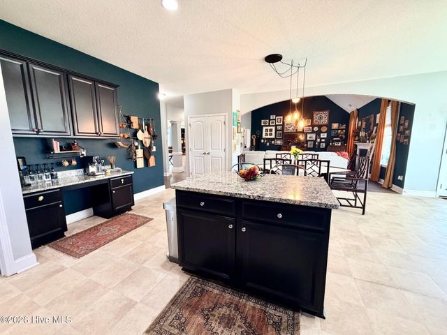 279 Southwest Plantation Drive, Maple Hill, NC 28454