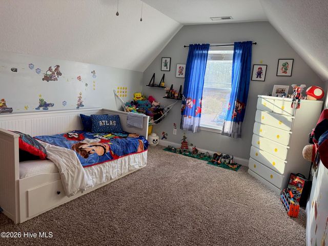 279 Southwest Plantation Drive, Maple Hill, NC 28454