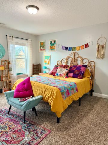 279 Southwest Plantation Drive, Maple Hill, NC 28454