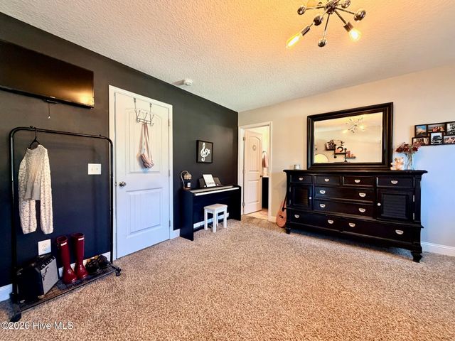 279 Southwest Plantation Drive, Maple Hill, NC 28454