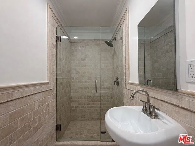 1027 20th Street E, Santa Monica, CA 90403