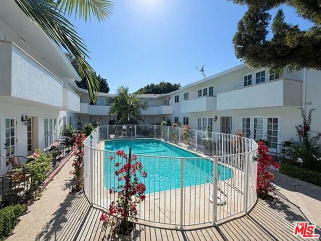 1027 20th Street E, Santa Monica, CA 90403