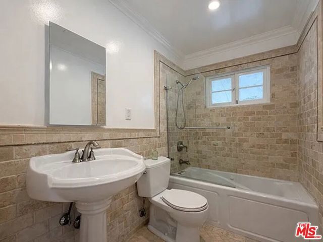 1027 20th Street E, Santa Monica, CA 90403