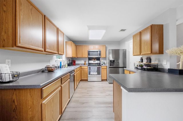 300 Beech DR, Kyle, TX 78640