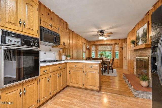1711 Brentwood Drive, Greeneville, TN 37743