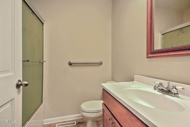 1711 Brentwood Drive, Greeneville, TN 37743