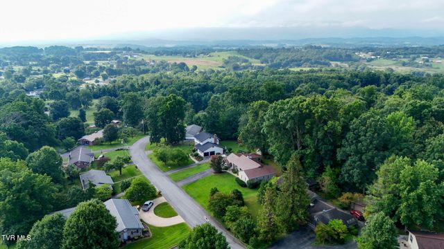 1711 Brentwood Drive, Greeneville, TN 37743